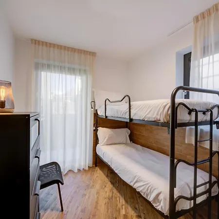 San Martin Holidays - Stay, Work & Fun 4* 圣马丁桥