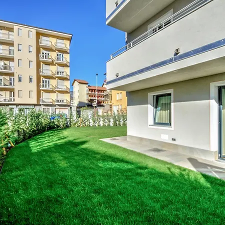 San Martin Holidays - Stay, Work & Fun 4*